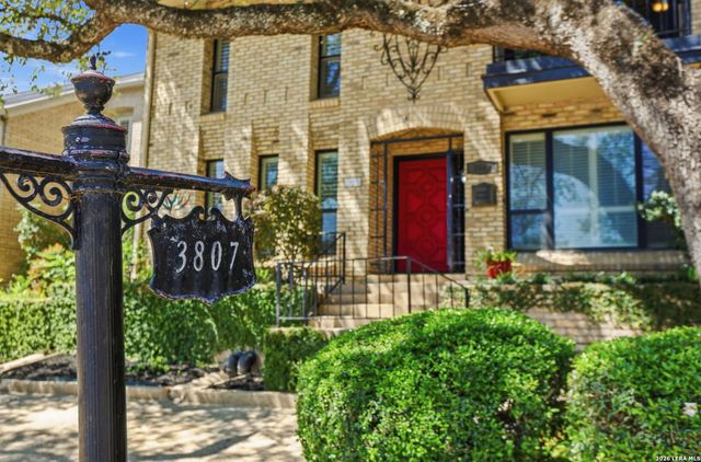 3807 E Songbird, San Antonio, TX 78229