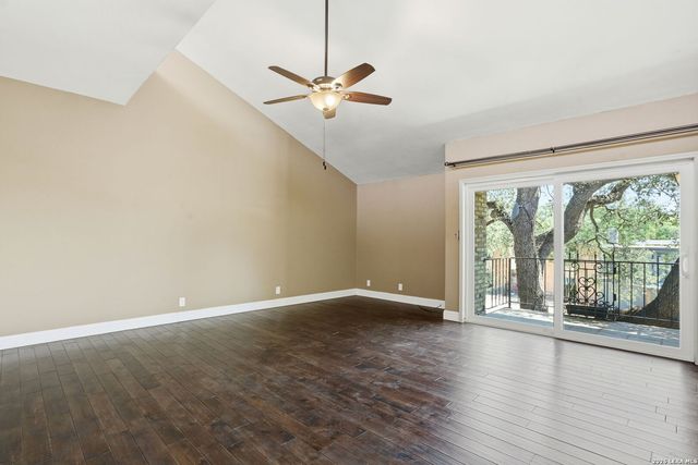 3807 E Songbird, San Antonio, TX 78229