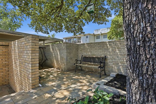 3807 E Songbird, San Antonio, TX 78229