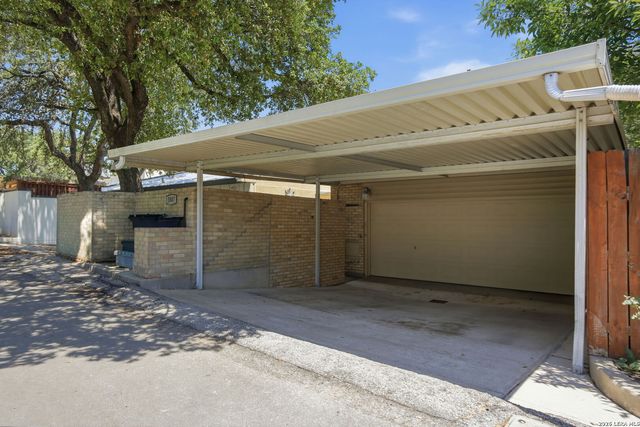 3807 E Songbird, San Antonio, TX 78229