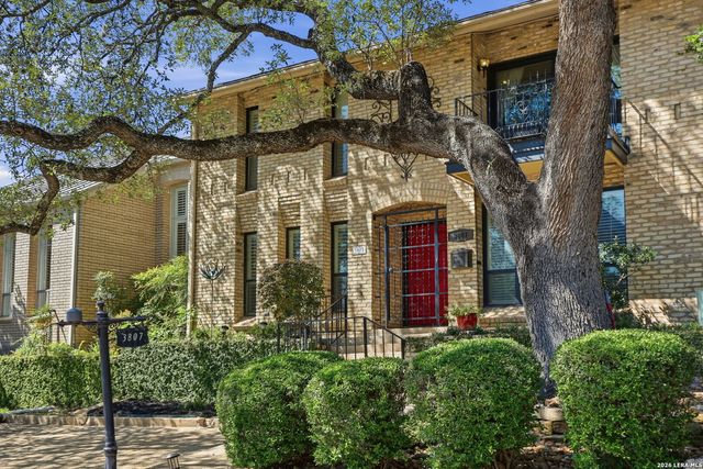 3807 E Songbird, San Antonio, TX 78229
