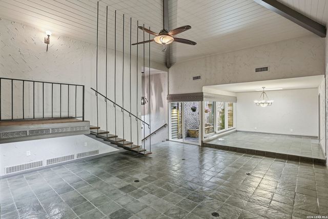 3807 E Songbird, San Antonio, TX 78229