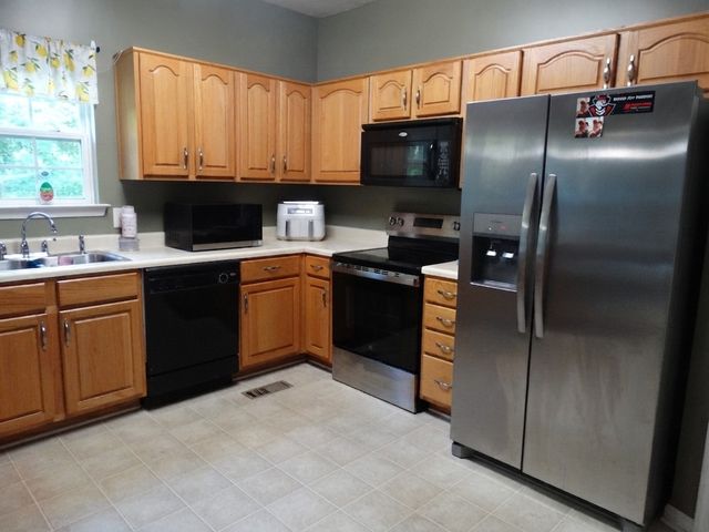 1312 Napa Pt, E, Antioch, TN 37013