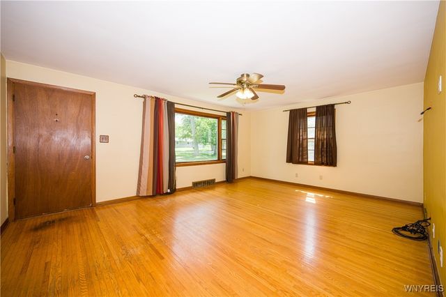 726 Schultz Road, Elma, NY 14059