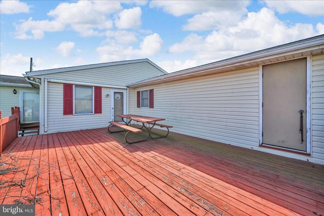91 WILLIAMS RD, Myerstown, PA 17067