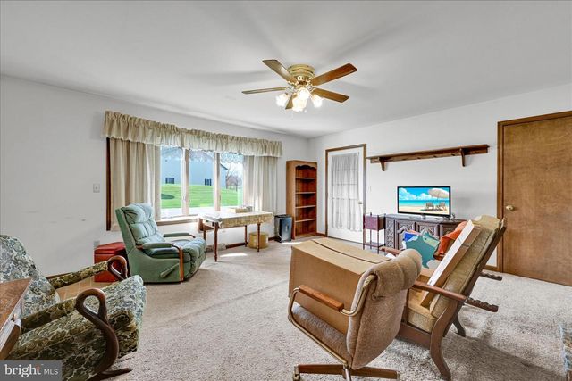 91 WILLIAMS RD, Myerstown, PA 17067