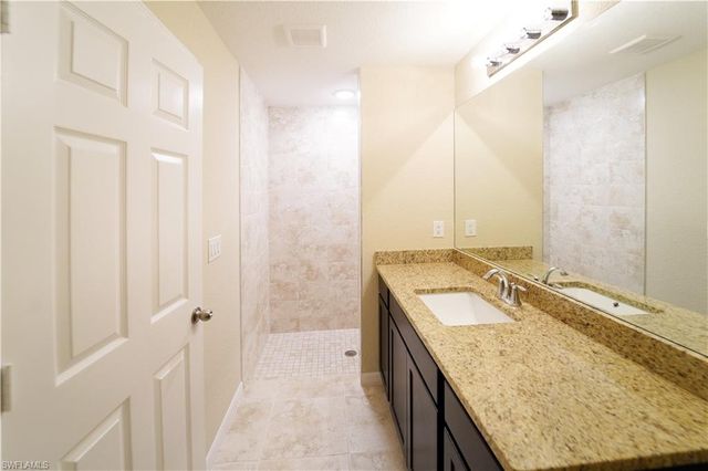 2800 NW 25th TER, Cape Coral, FL 33993