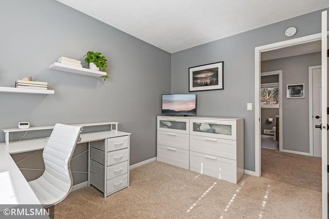 8414 72nd Street S, Cottage Grove, MN 55016