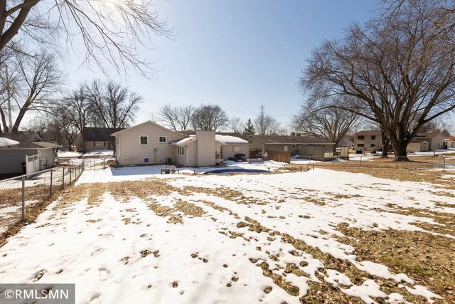 8414 72nd Street S, Cottage Grove, MN 55016