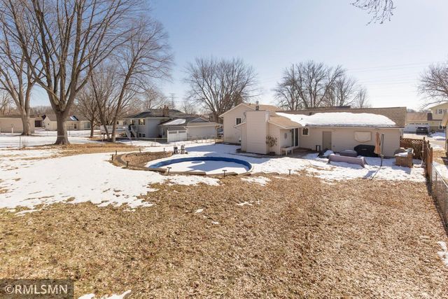 8414 72nd Street S, Cottage Grove, MN 55016