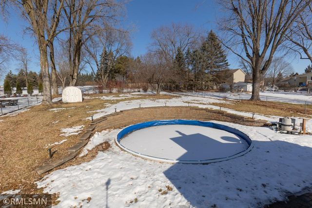 8414 72nd Street S, Cottage Grove, MN 55016