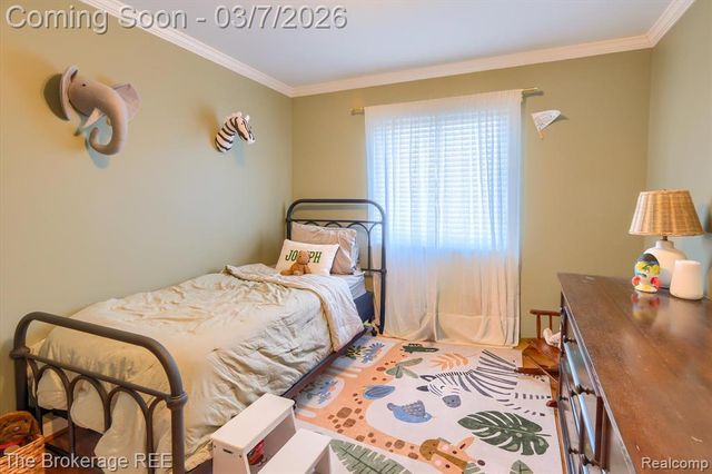 4405 Green Lake Road, West Bloomfield, MI 48323