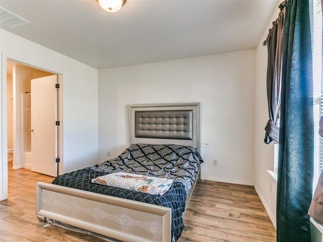 3705 Johnson Farms Drive, Mustang, OK 73064
