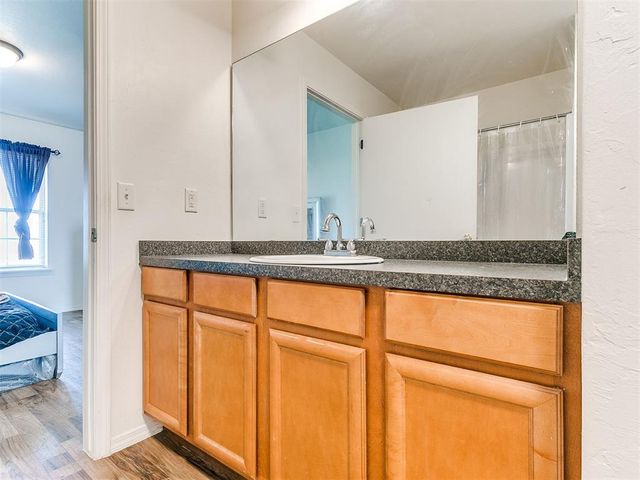 3705 Johnson Farms Drive, Mustang, OK 73064