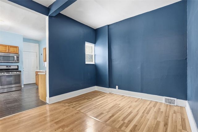 219 Railroad Ave, Carnegie, PA 15106