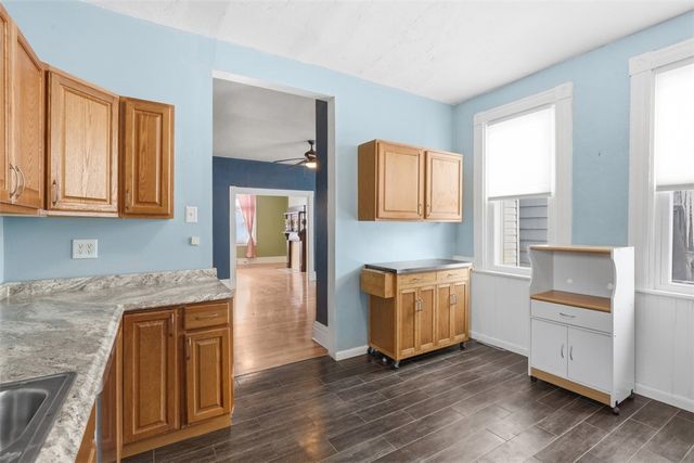 219 Railroad Ave, Carnegie, PA 15106