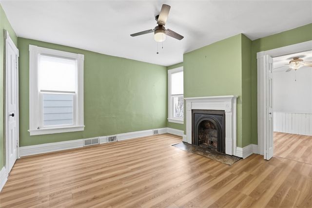 219 Railroad Ave, Carnegie, PA 15106