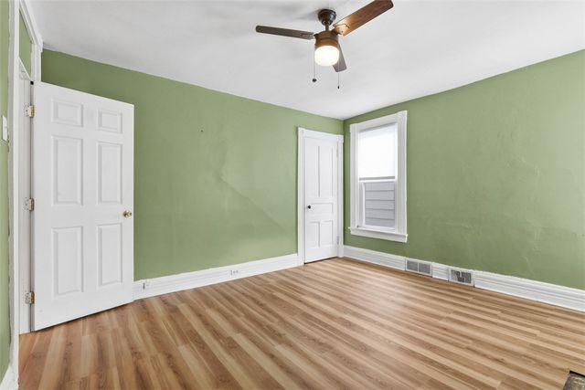 219 Railroad Ave, Carnegie, PA 15106