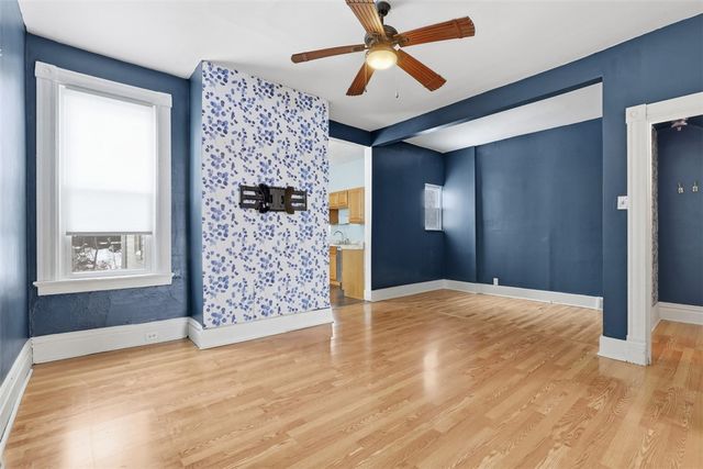 219 Railroad Ave, Carnegie, PA 15106