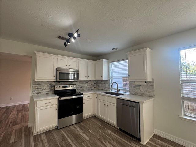 11927 Mule Springs Drive, Houston, TX 77034