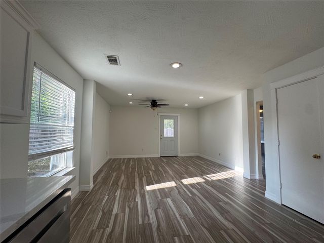 11927 Mule Springs Drive, Houston, TX 77034