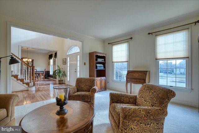 105 BRIMFUL DR, Phoenixville, PA 19460