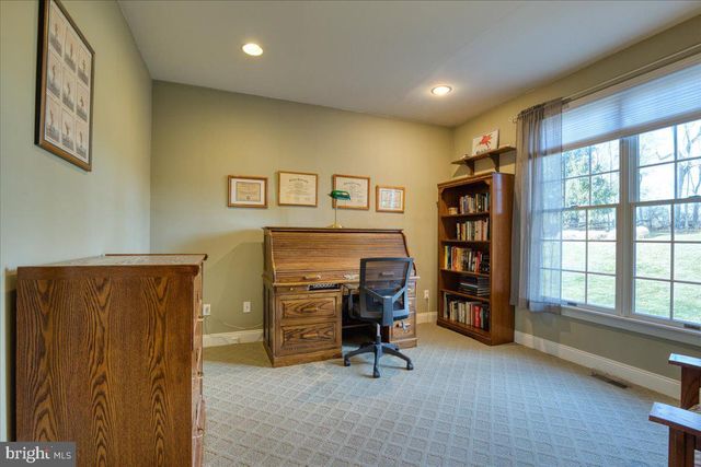 105 BRIMFUL DR, Phoenixville, PA 19460