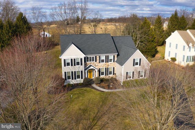 105 BRIMFUL DR, Phoenixville, PA 19460