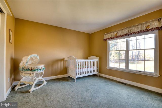 105 BRIMFUL DR, Phoenixville, PA 19460