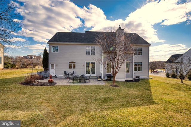 105 BRIMFUL DR, Phoenixville, PA 19460