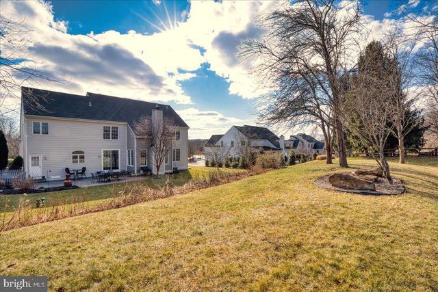 105 BRIMFUL DR, Phoenixville, PA 19460