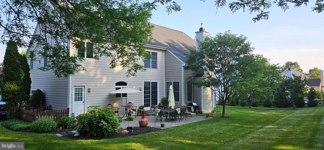 105 BRIMFUL DR, Phoenixville, PA 19460