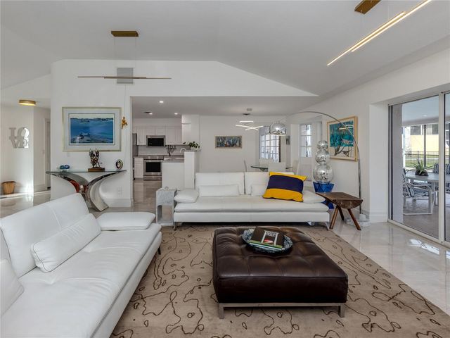 396 BAYSHORE DRIVE, Venice, FL 34285