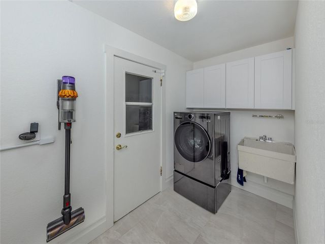 396 BAYSHORE DRIVE, Venice, FL 34285