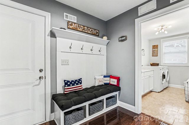 172 Shinnville Ridge Lane, Mooresville, NC 28115