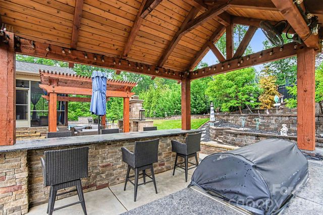 172 Shinnville Ridge Lane, Mooresville, NC 28115