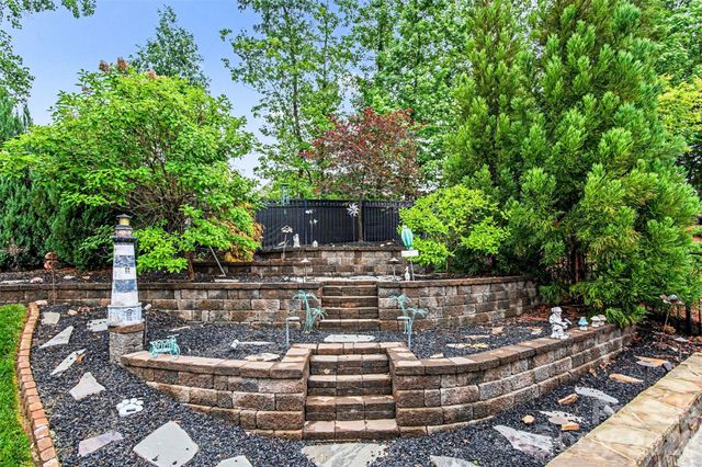 172 Shinnville Ridge Lane, Mooresville, NC 28115