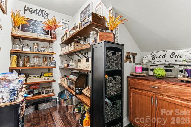 172 Shinnville Ridge Lane, Mooresville, NC 28115