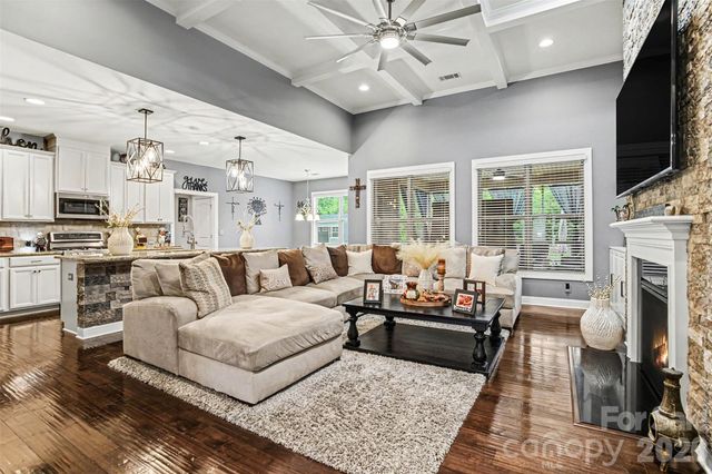 172 Shinnville Ridge Lane, Mooresville, NC 28115