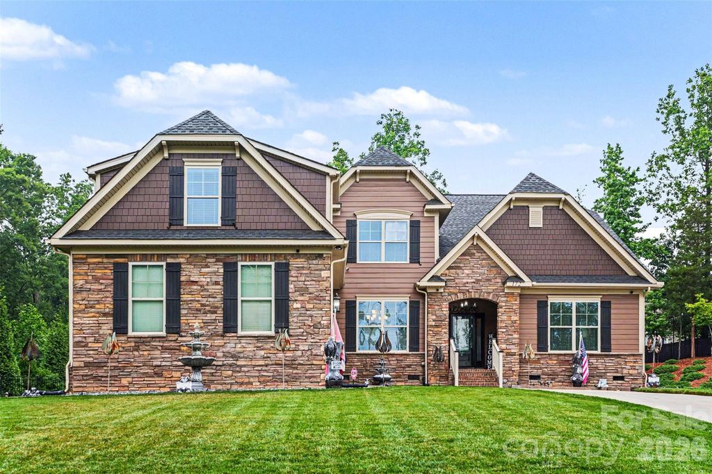 172 Shinnville Ridge Lane, Mooresville, NC 28115