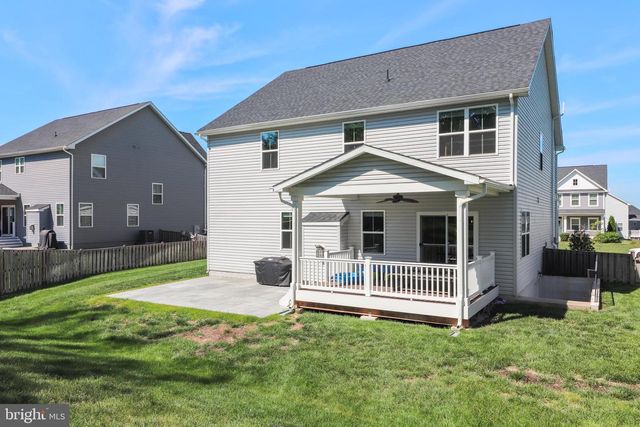 15179 HAYMARKET LANDING DR, Haymarket, VA 20169