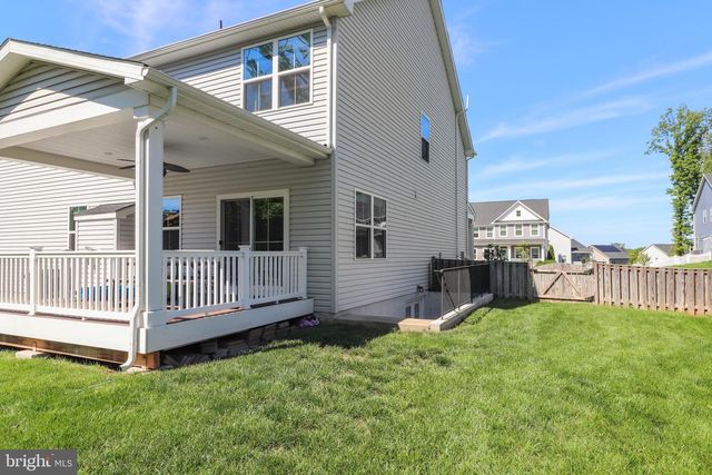 15179 HAYMARKET LANDING DR, Haymarket, VA 20169