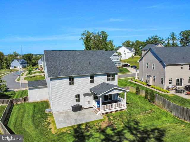 15179 HAYMARKET LANDING DR, Haymarket, VA 20169
