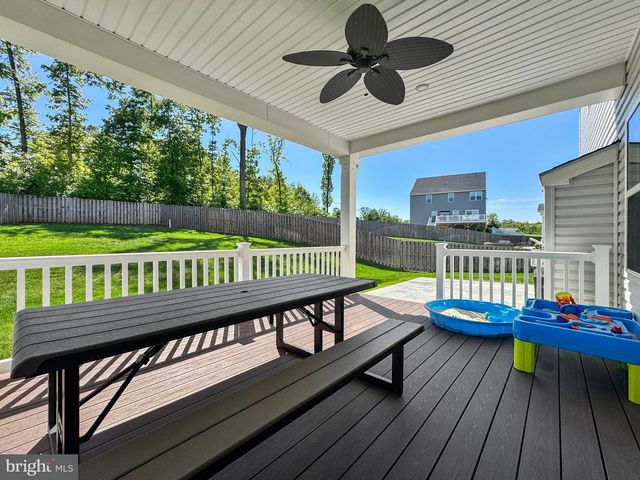 15179 HAYMARKET LANDING DR, Haymarket, VA 20169