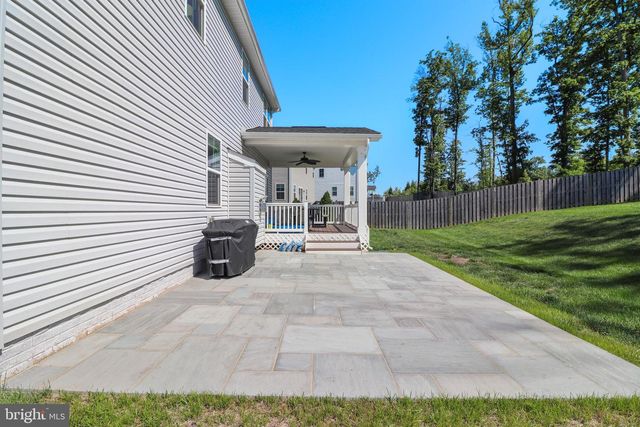 15179 HAYMARKET LANDING DR, Haymarket, VA 20169