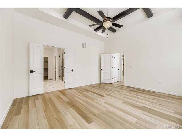 8902 S Riviera Way, Aurora, CO 80016