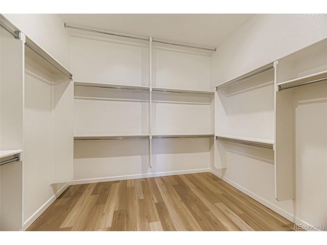 8902 S Riviera Way, Aurora, CO 80016