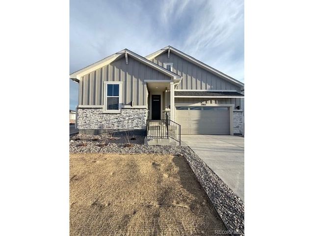 8902 S Riviera Way, Aurora, CO 80016