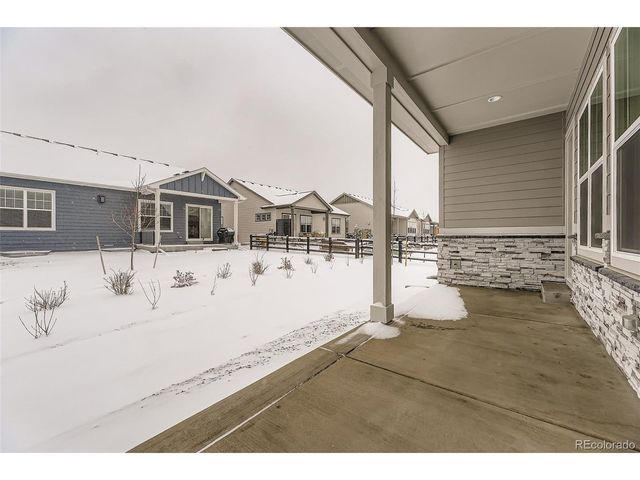 8902 S Riviera Way, Aurora, CO 80016