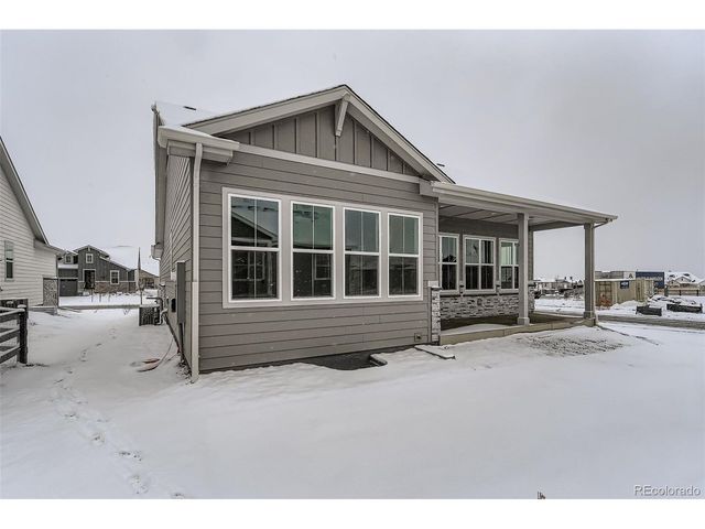 8902 S Riviera Way, Aurora, CO 80016